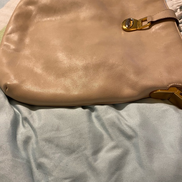 Selling my Gucci, she is still great looking - Picture 2 of 5